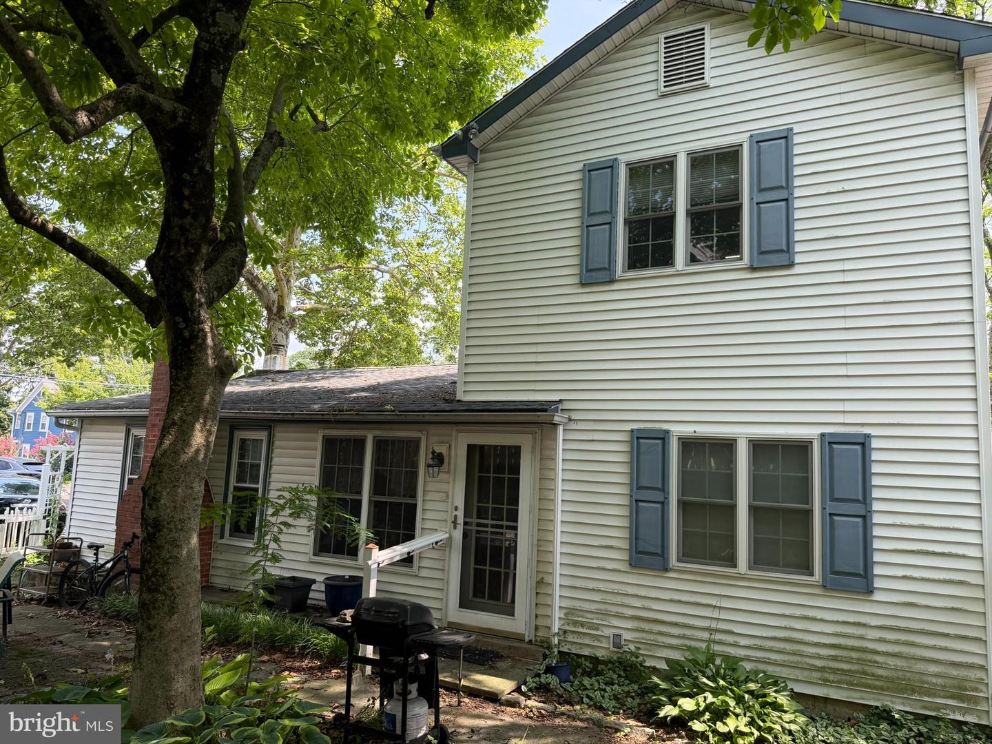 63 Taylor Ave Property Photo 2