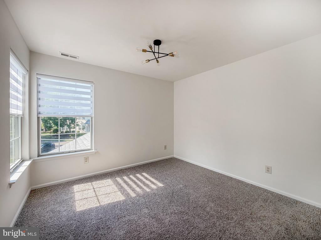 2607 Lynbrooke Dr Property Photo 20