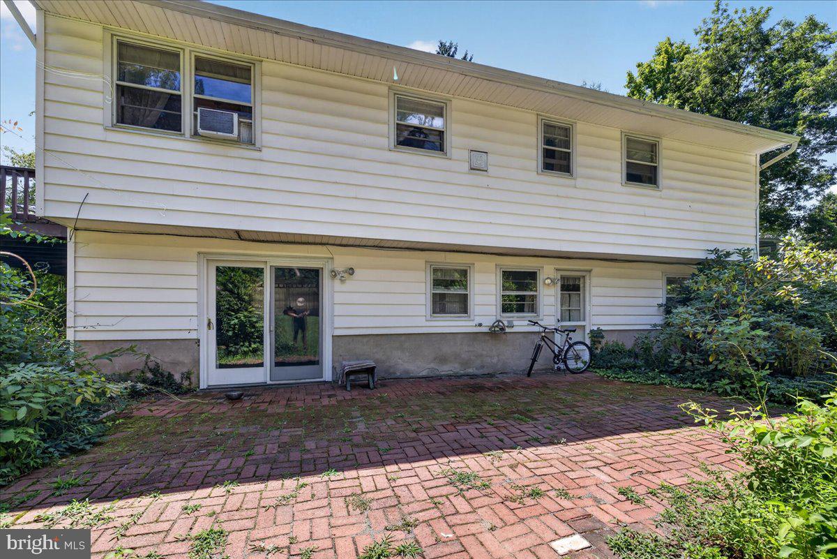 74 Glen Dr Property Photo 43
