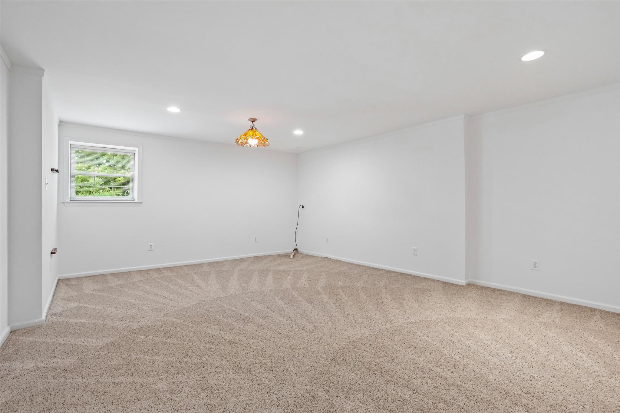 3891 Nanlyn Farm Cir Property Photo 33