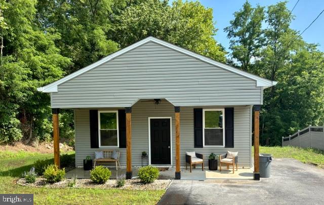 1407 RISING SUN AVE Property Photo 1