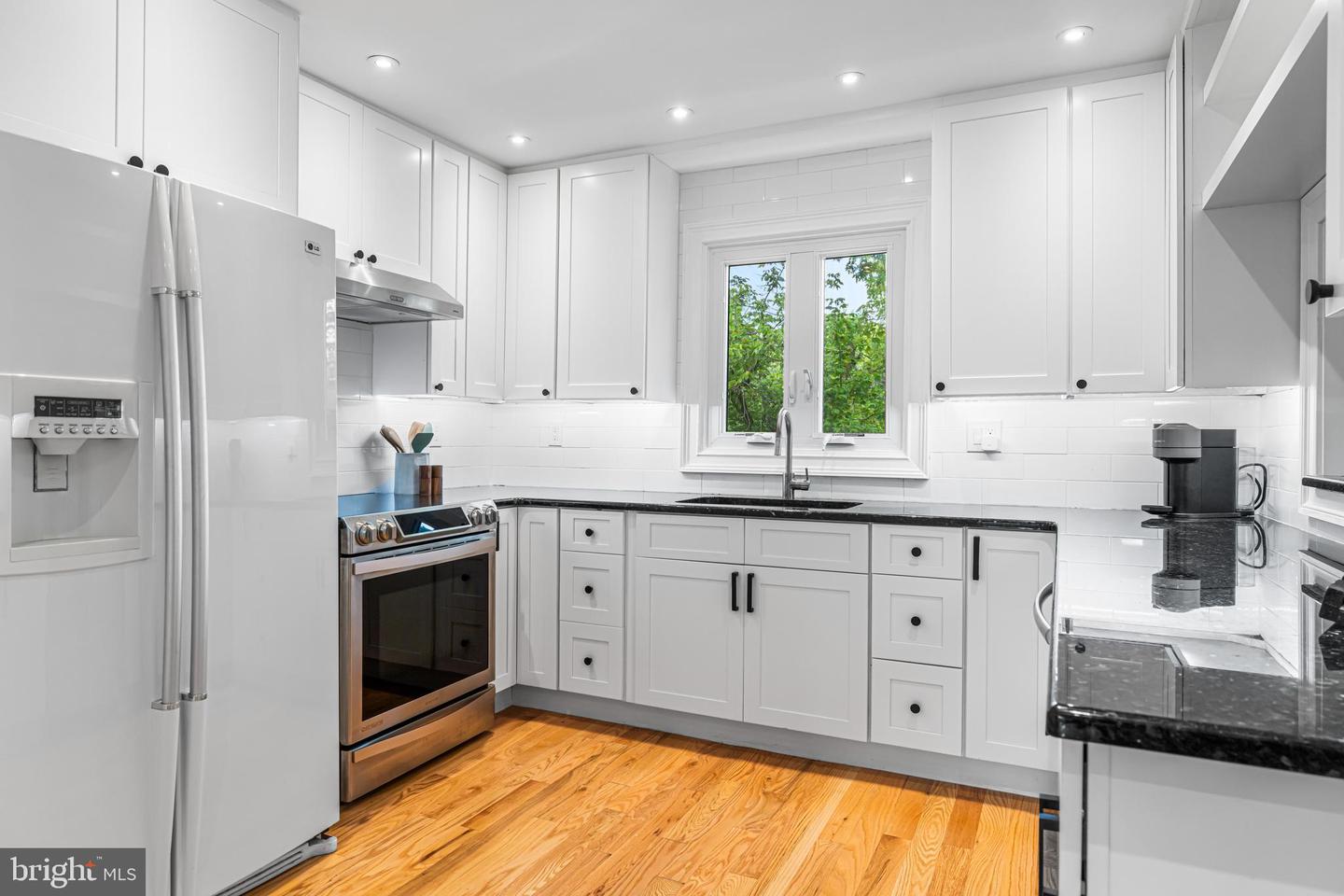 14 Brighton Pl Property Photo 11