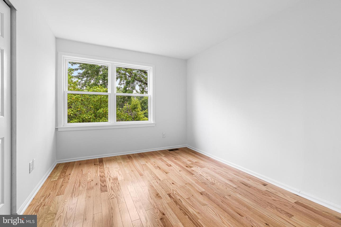 14 Brighton Pl Property Photo 22
