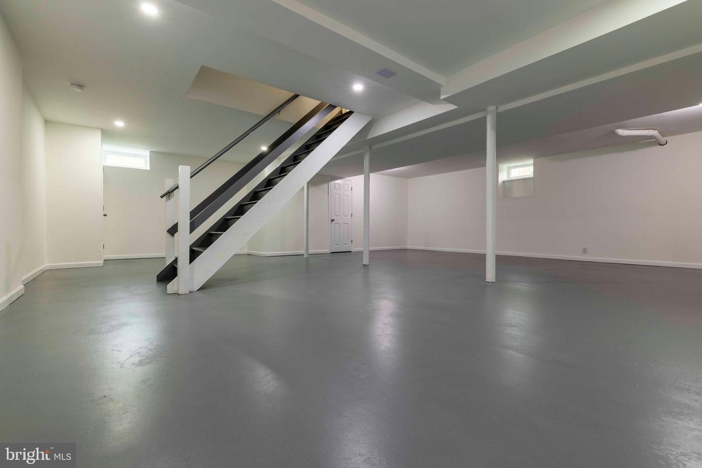 14 Brighton Pl Property Photo 30