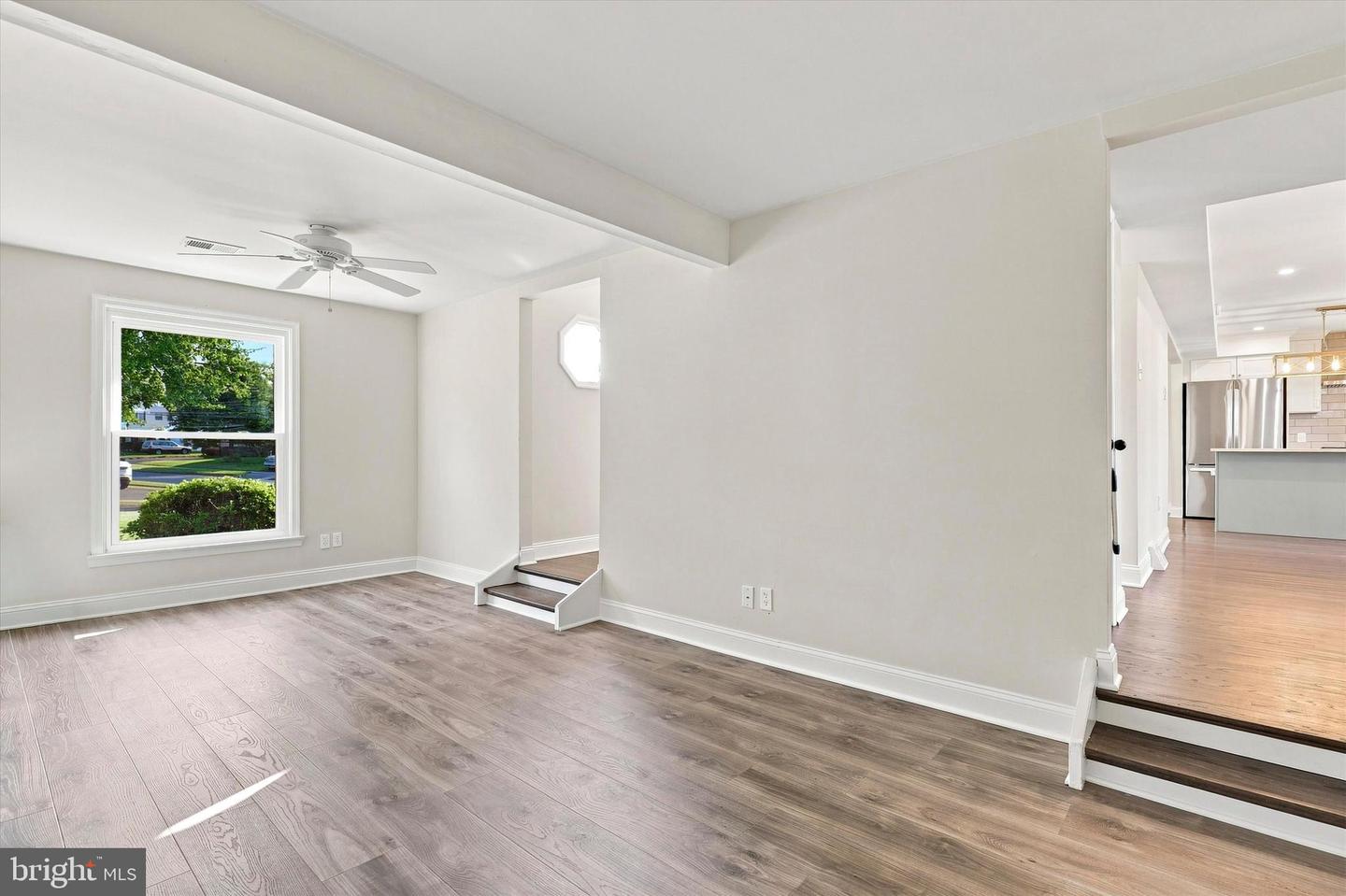 450 Coldspring Rd Property Photo 16