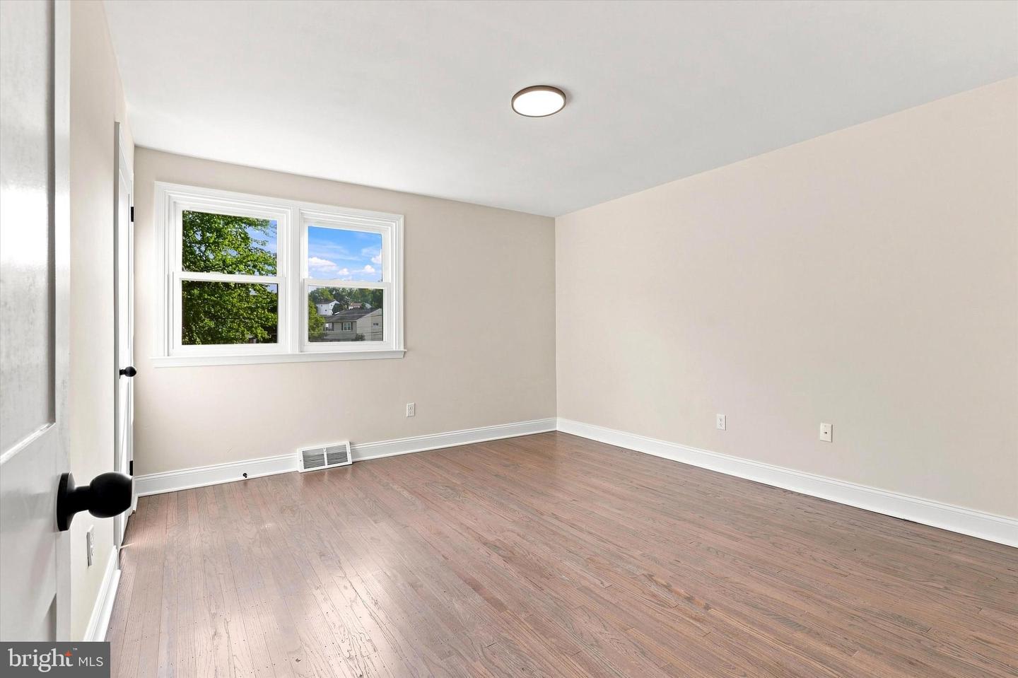 450 Coldspring Rd Property Photo 22