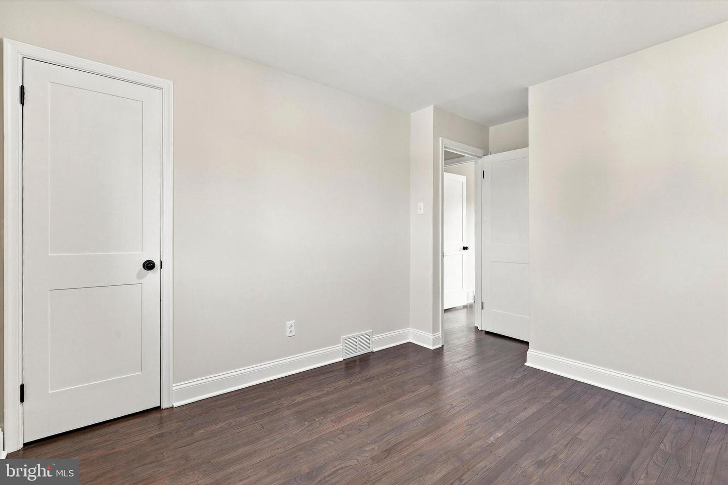 450 Coldspring Rd Property Photo 28