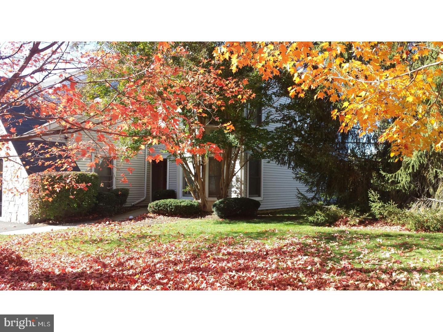 27 KANON CT Property Photo 1