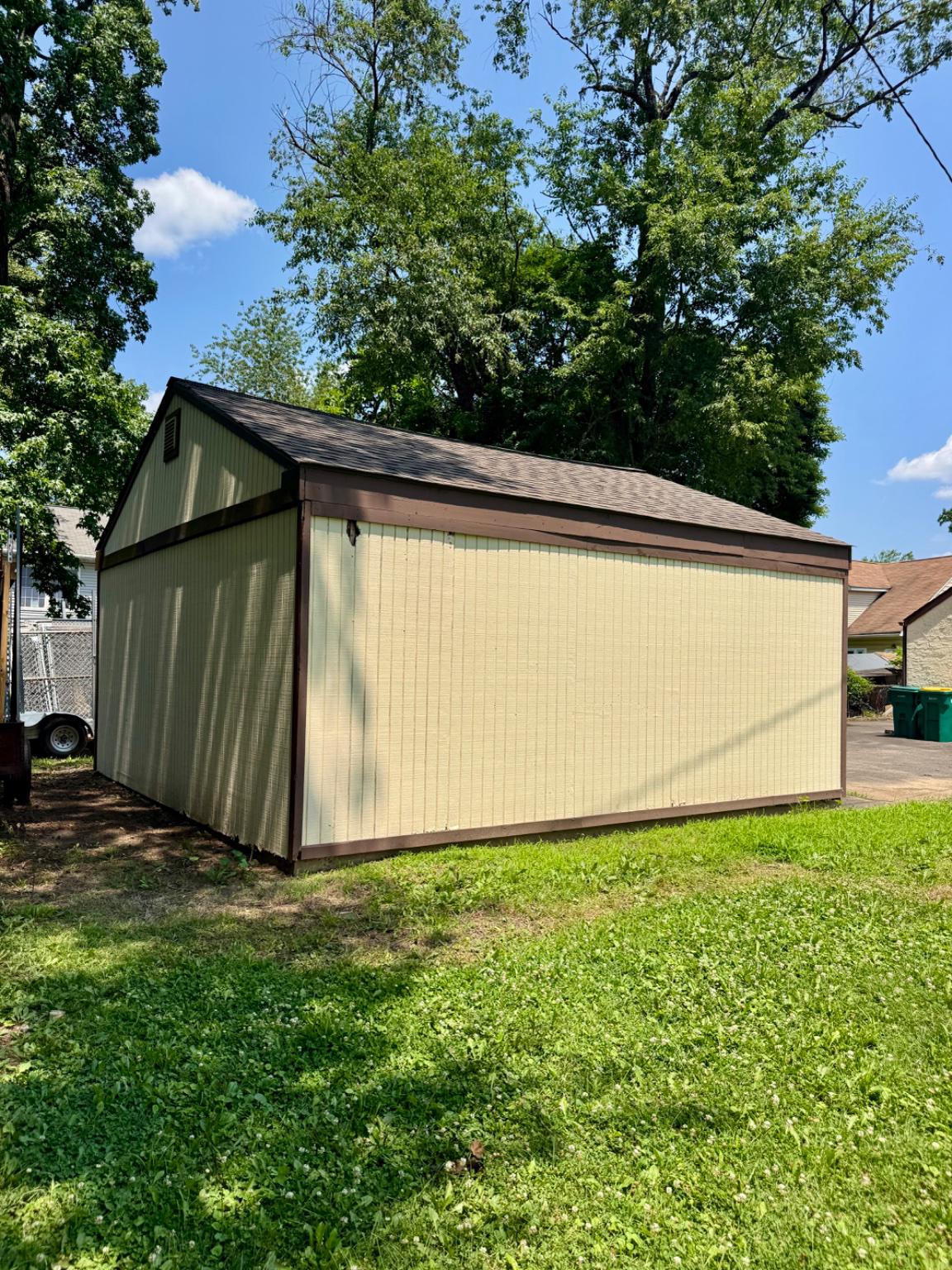 454 Dunksferry Rd Property Photo 16