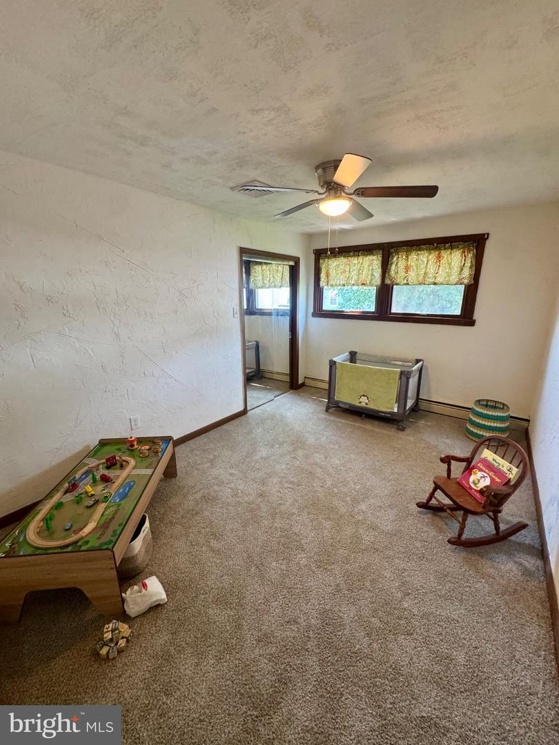 454 Dunksferry Rd Property Photo 29