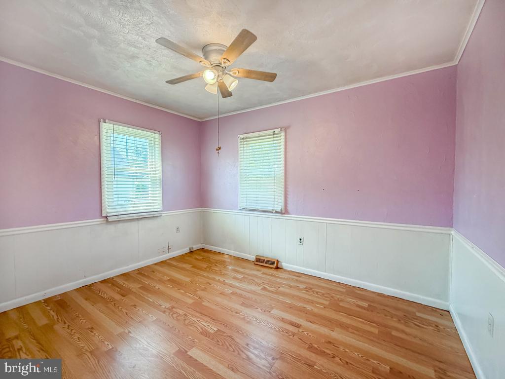 1005 Third Ave Property Photo 13