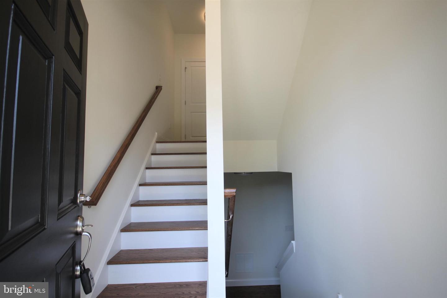 23 Church St Property Photo 5