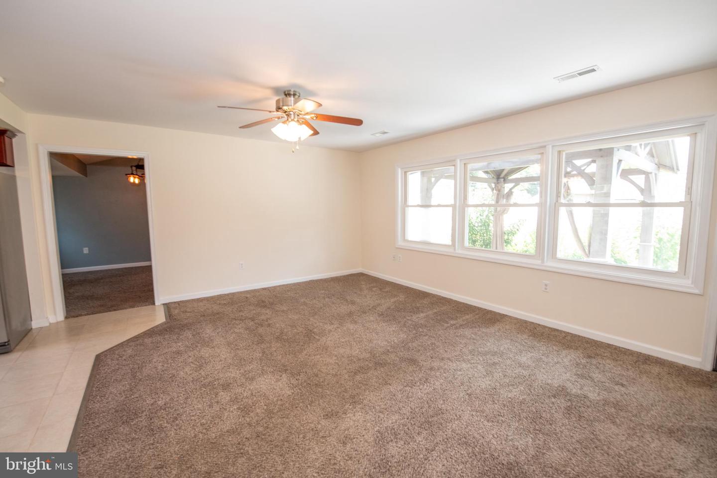 31 Roundwood Ln Property Photo 11