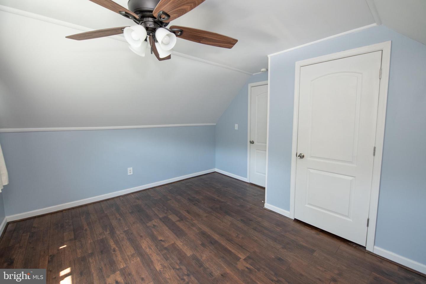 31 Roundwood Ln Property Photo 35