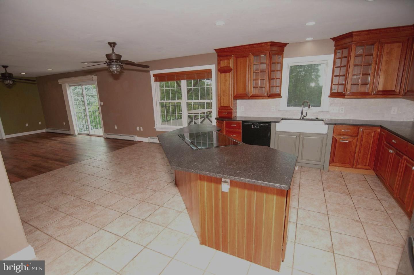 2202 High Meadow Rd Property Photo 13