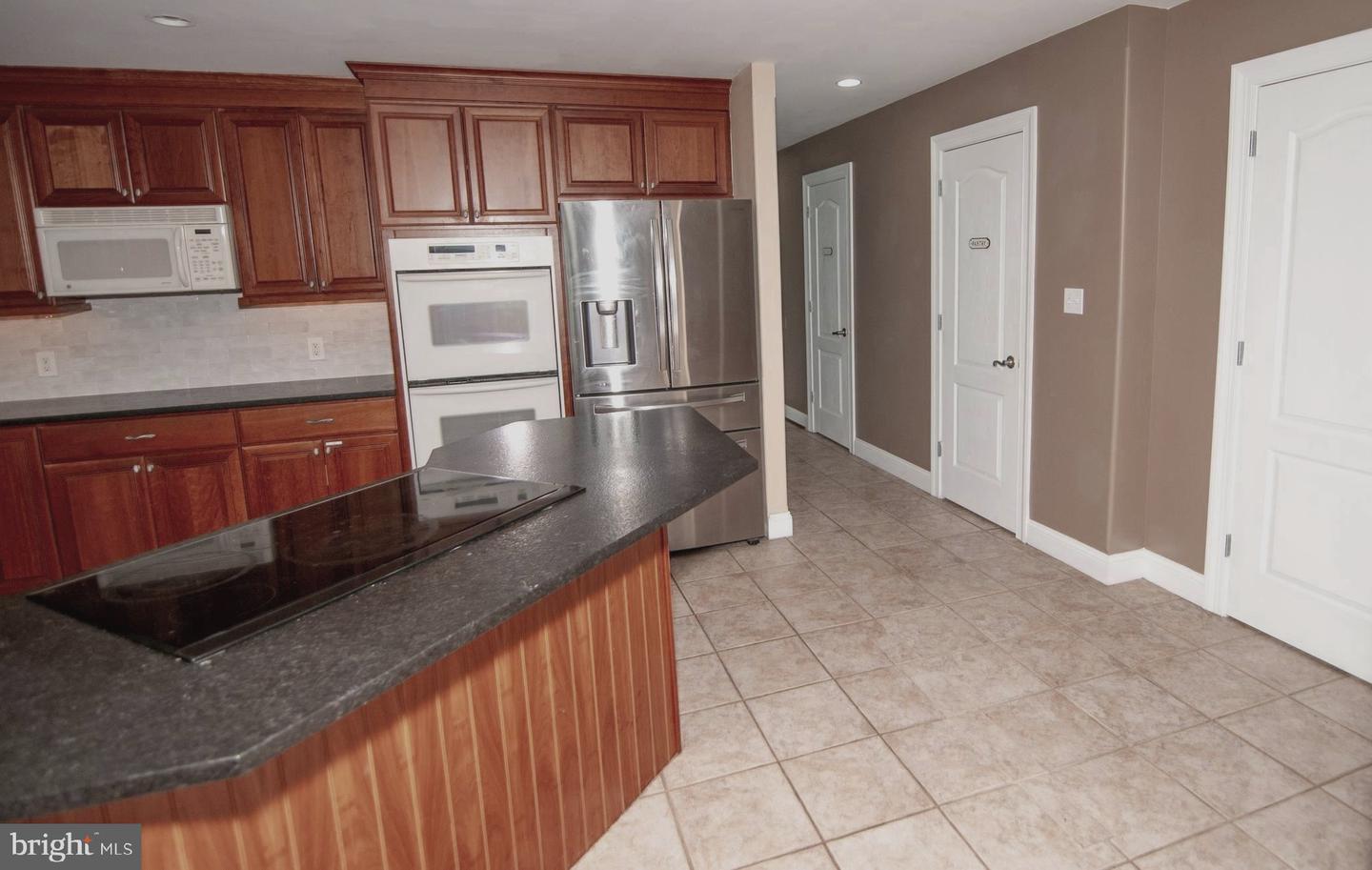 2202 High Meadow Rd Property Photo 15