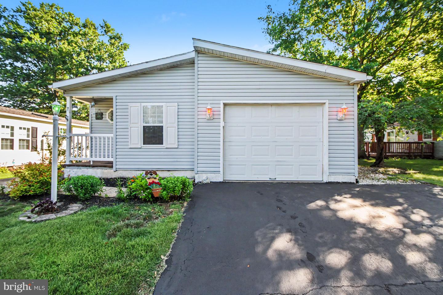 8 Williams Way Property Photo 2