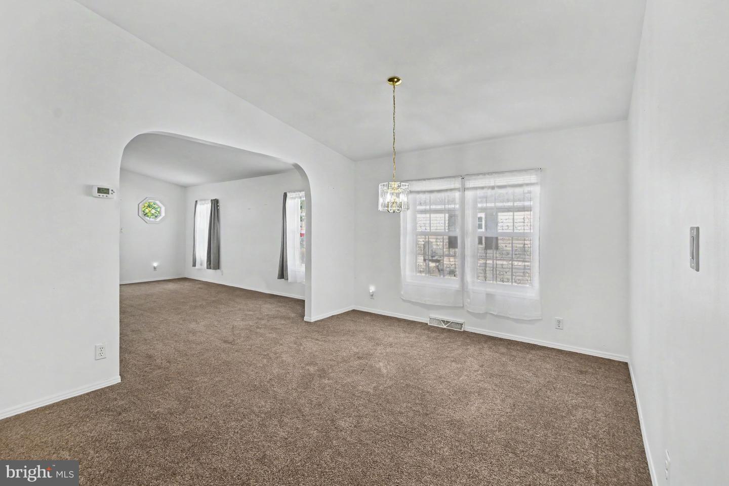 8 Williams Way Property Photo 15