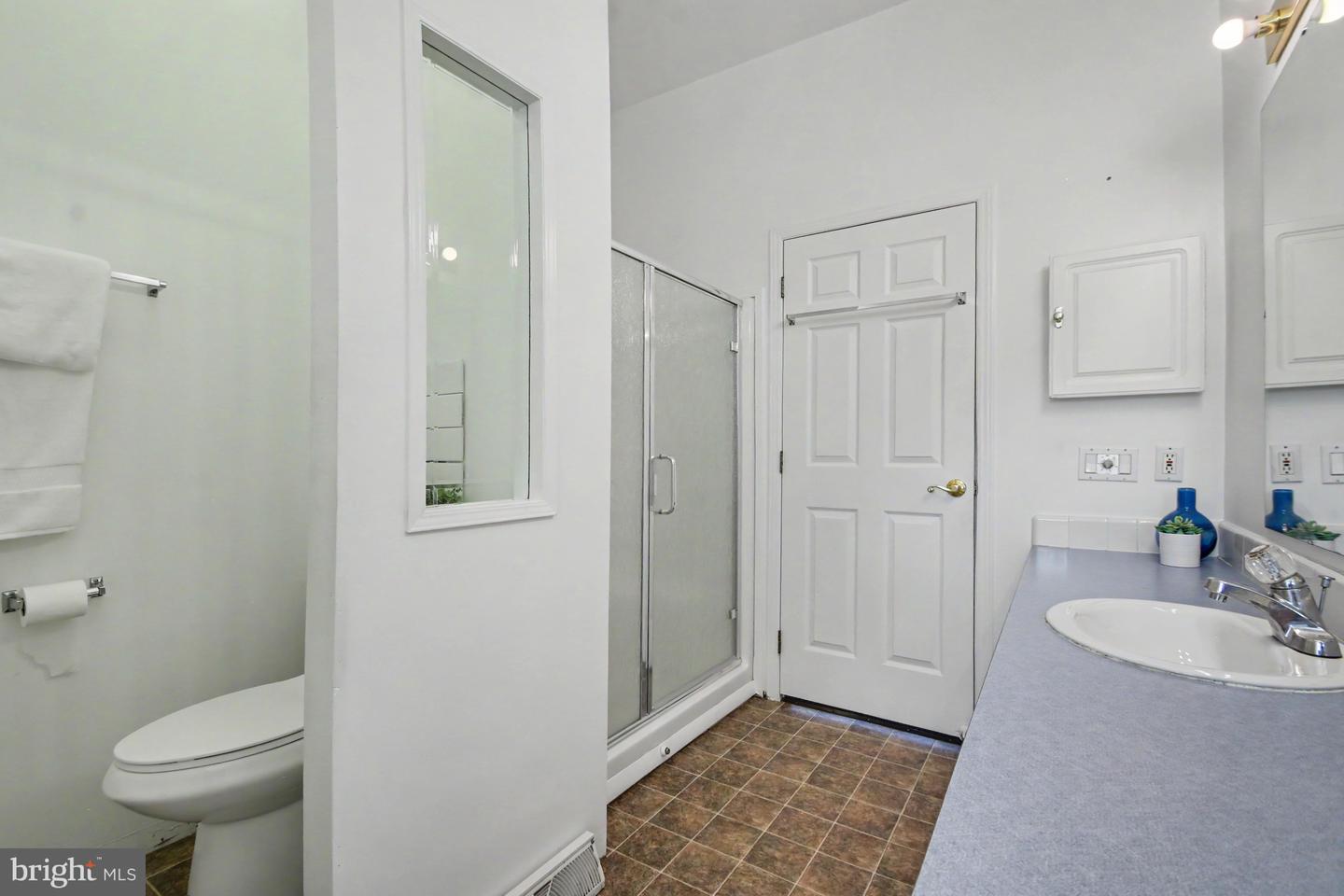 8 Williams Way Property Photo 24