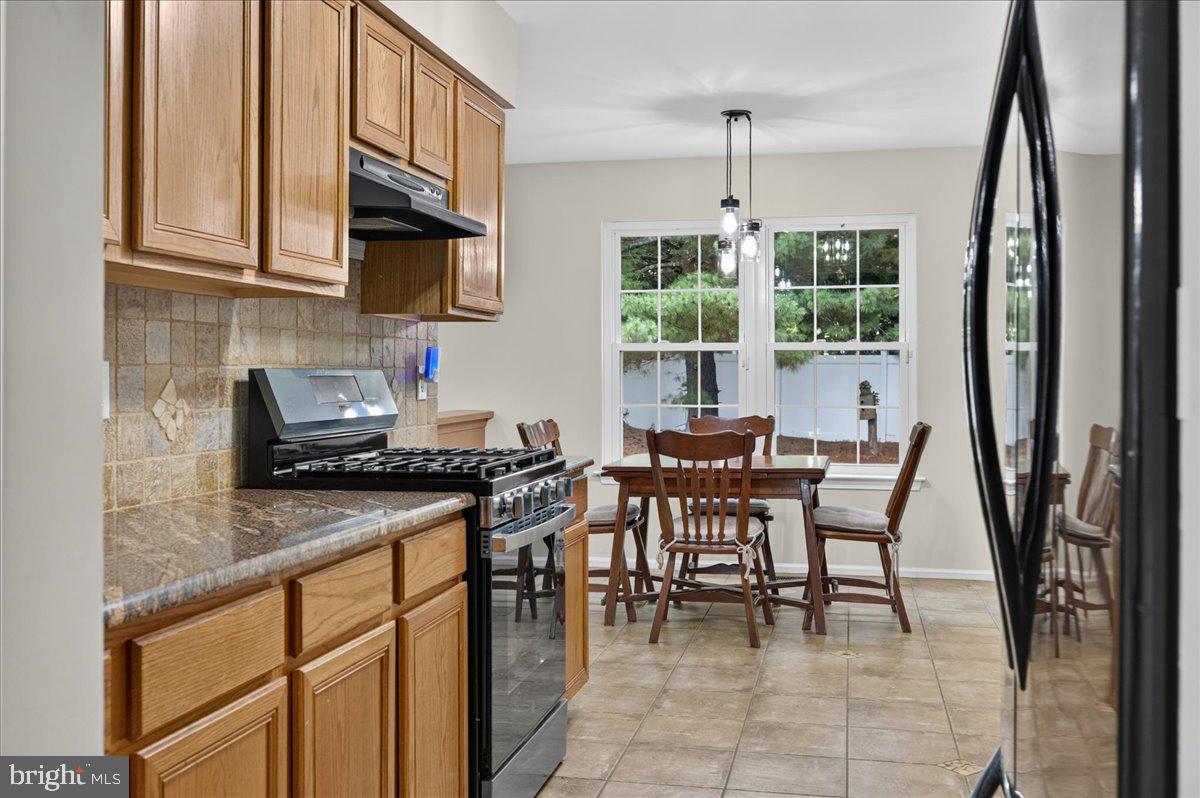 2270 Dogwood Ct Property Photo 6