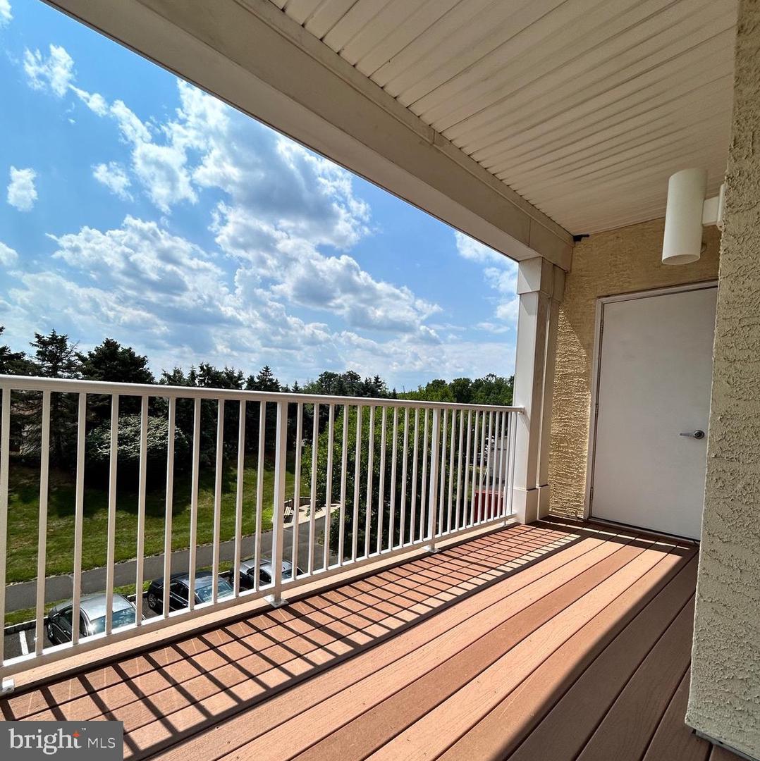2326 Meridian Blvd #2326 Property Photo 28