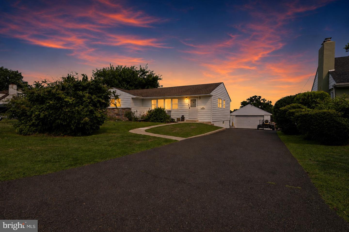 1413 Poplar Rd Property Photo 1