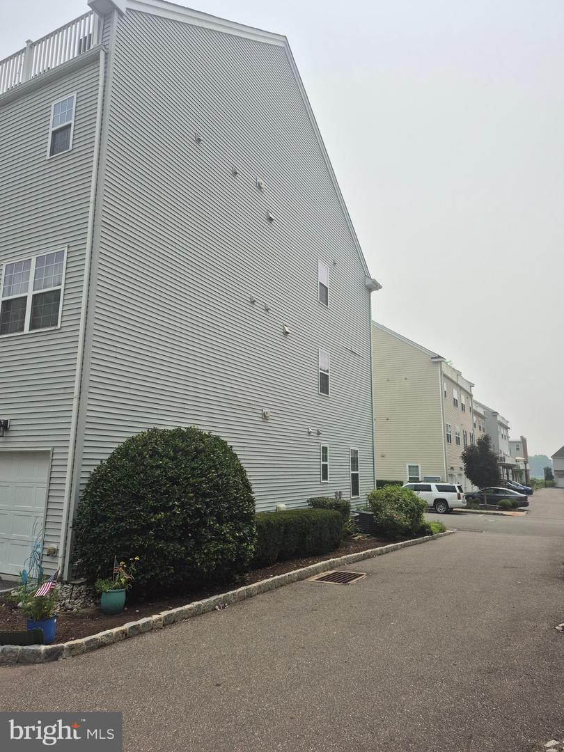 104-a Konefal St Property Photo 4
