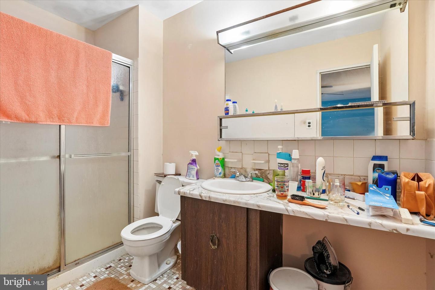 4662 Canterbury Ct Property Photo 11