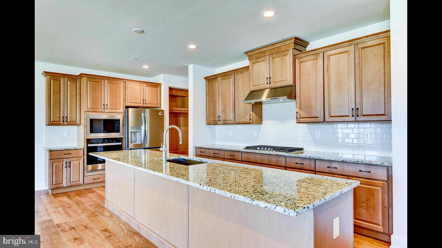4 Tradesville Dr Property Photo 2