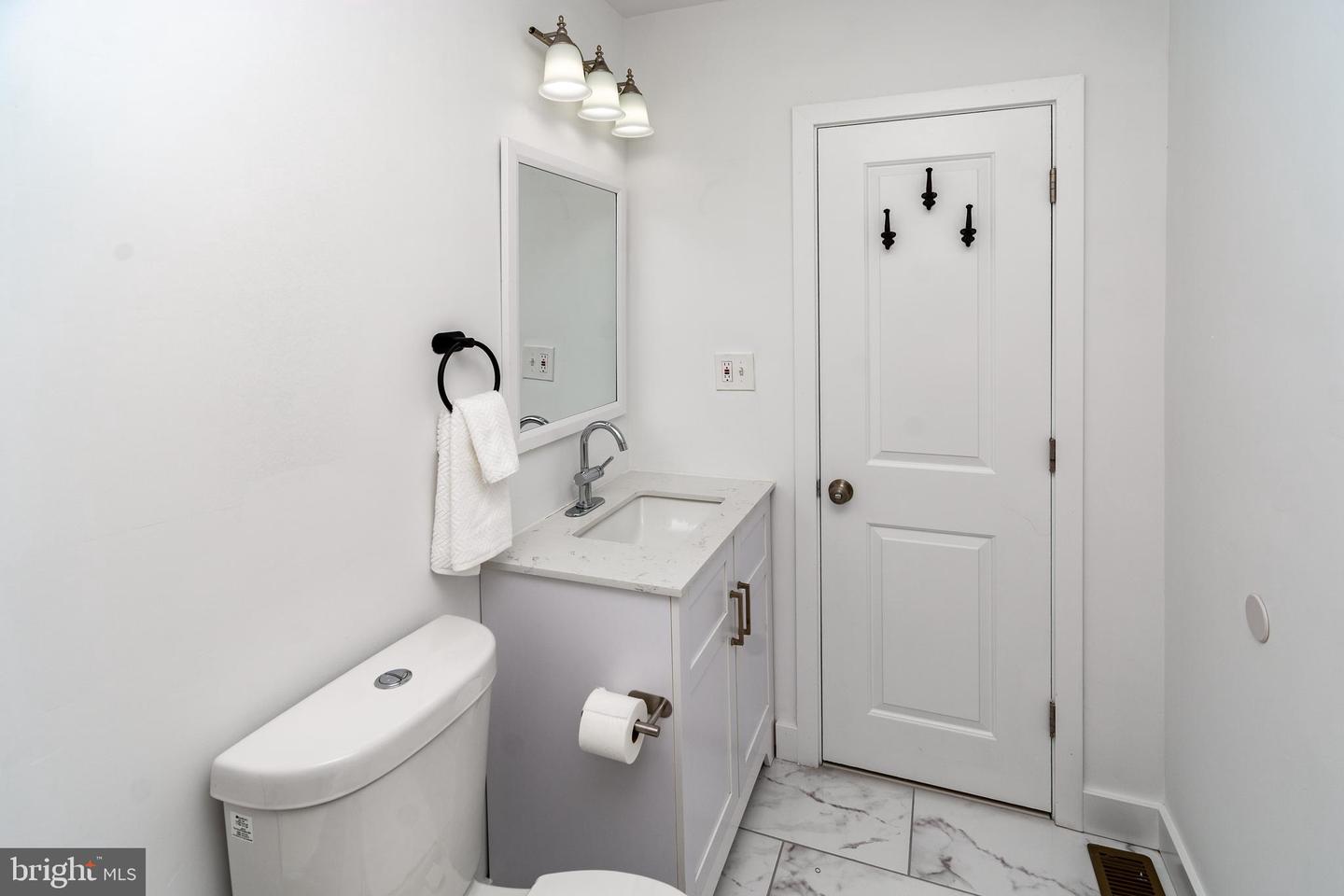 106 Providence Ave Property Photo 25