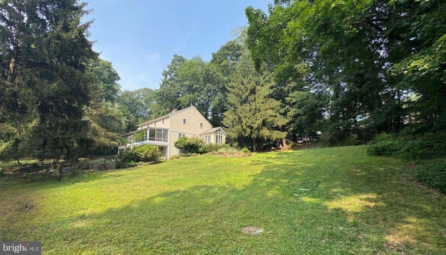 2727 Durham Rd Property Photo 1