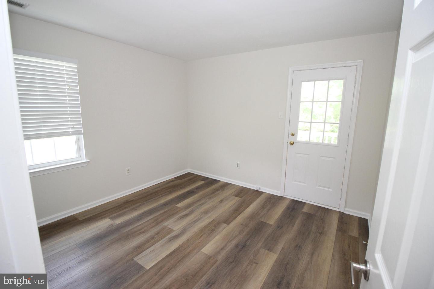 1828 Grand Blvd #28 Property Photo 15
