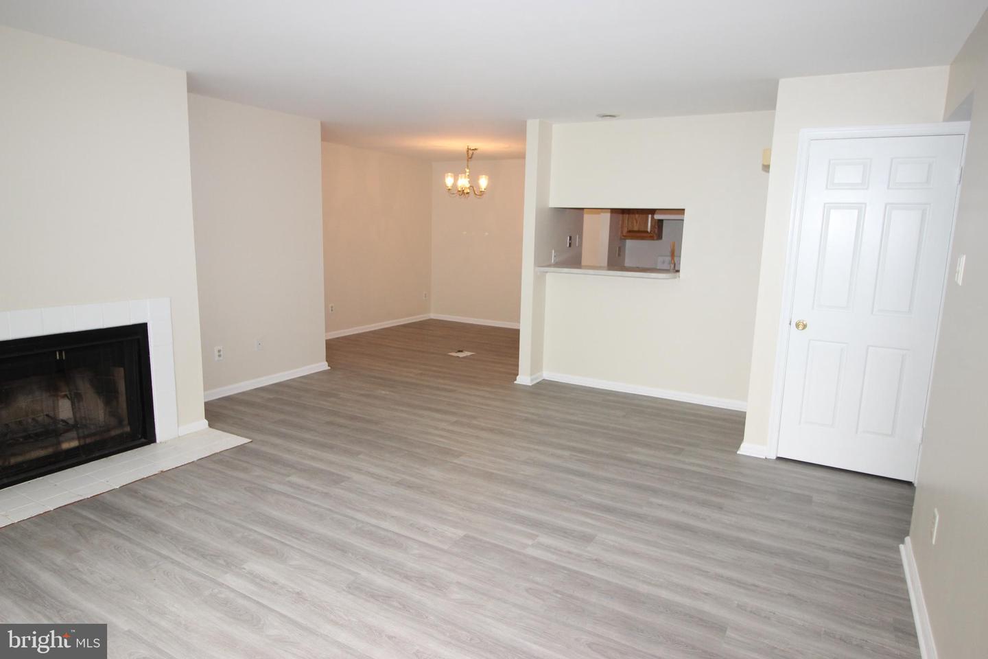 1794 A BAYLEY LN Property Photo 1