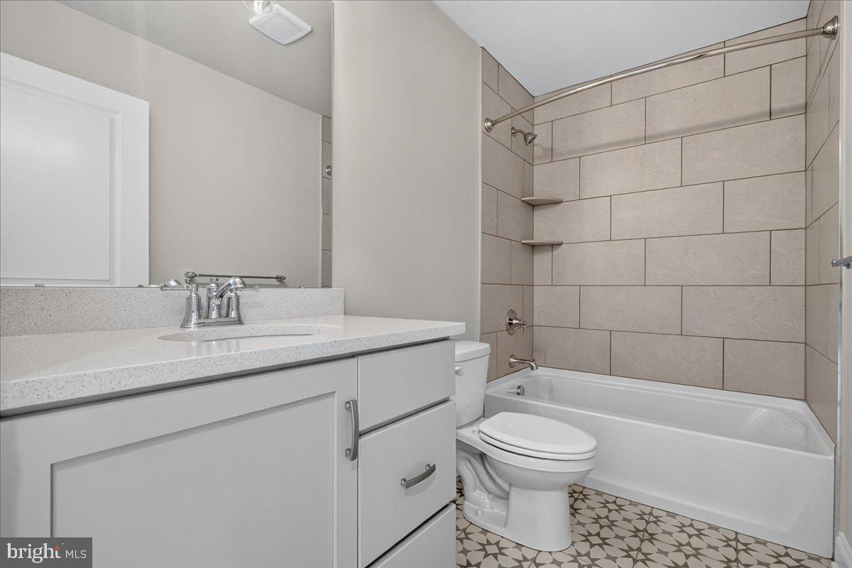 PABU2126834 Property Photo 50