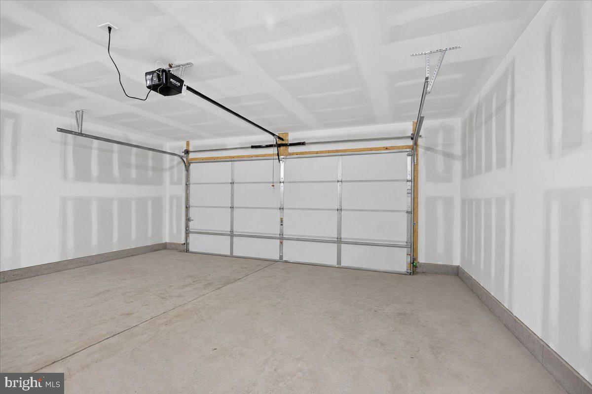 PABU2126834 Property Photo 53