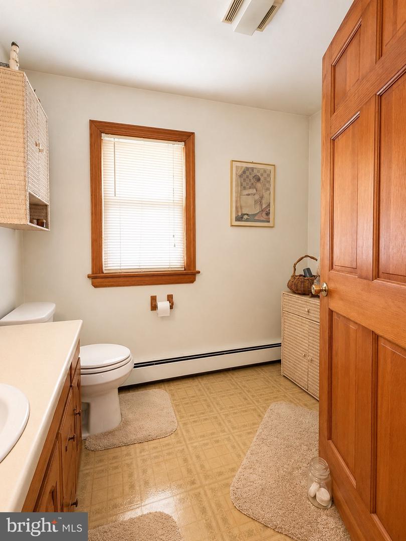 923 Rosa Ave Property Photo 17