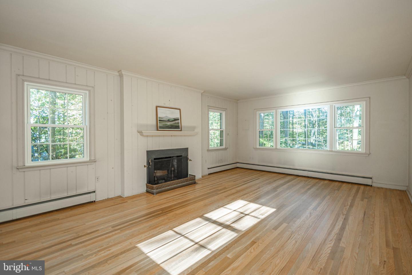 70 Sandywood Dr Property Photo 8