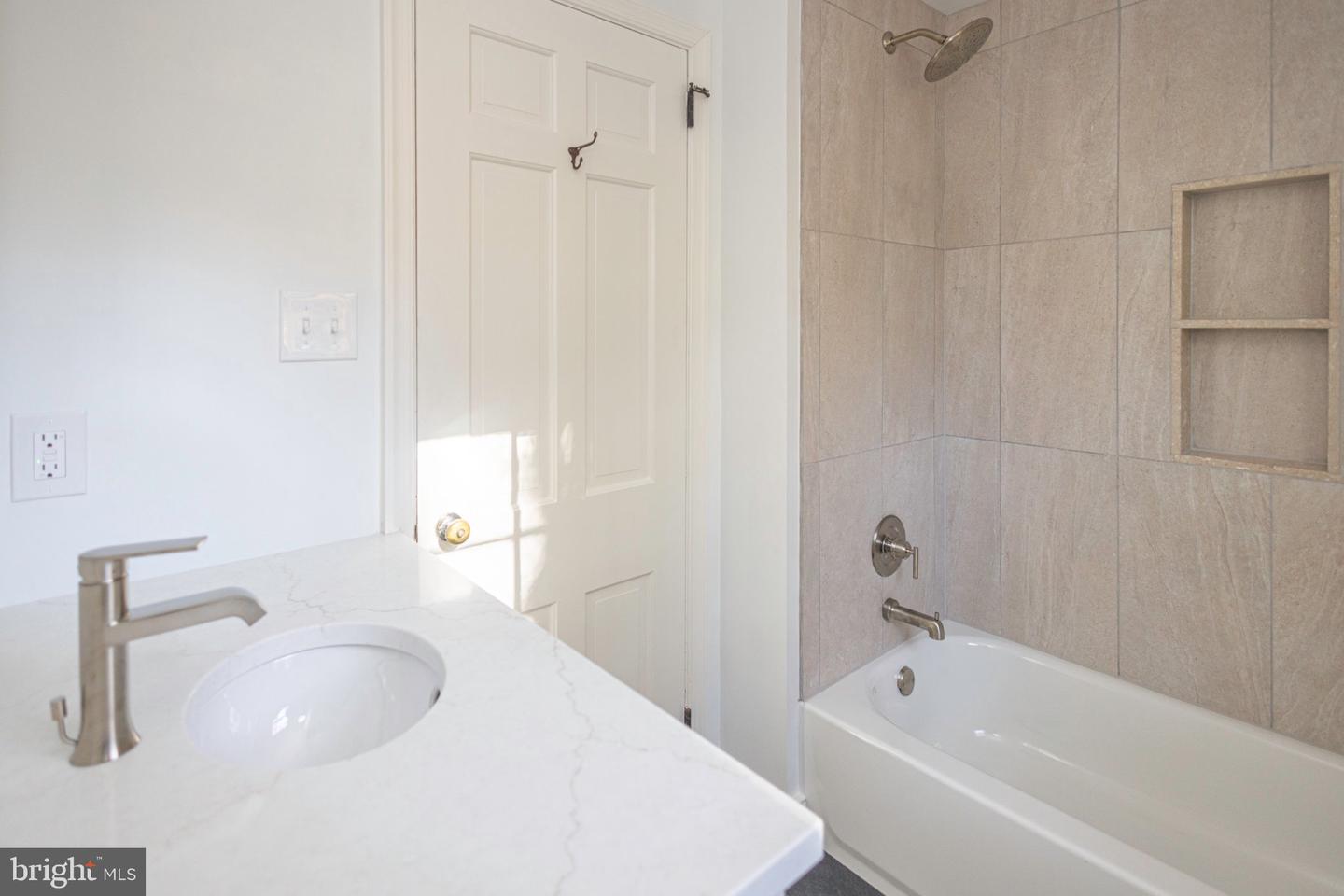 70 Sandywood Dr Property Photo 29