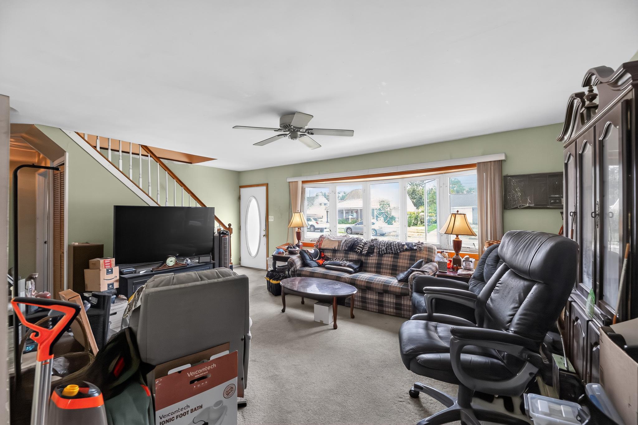 5 Kingwood Property Photo 2