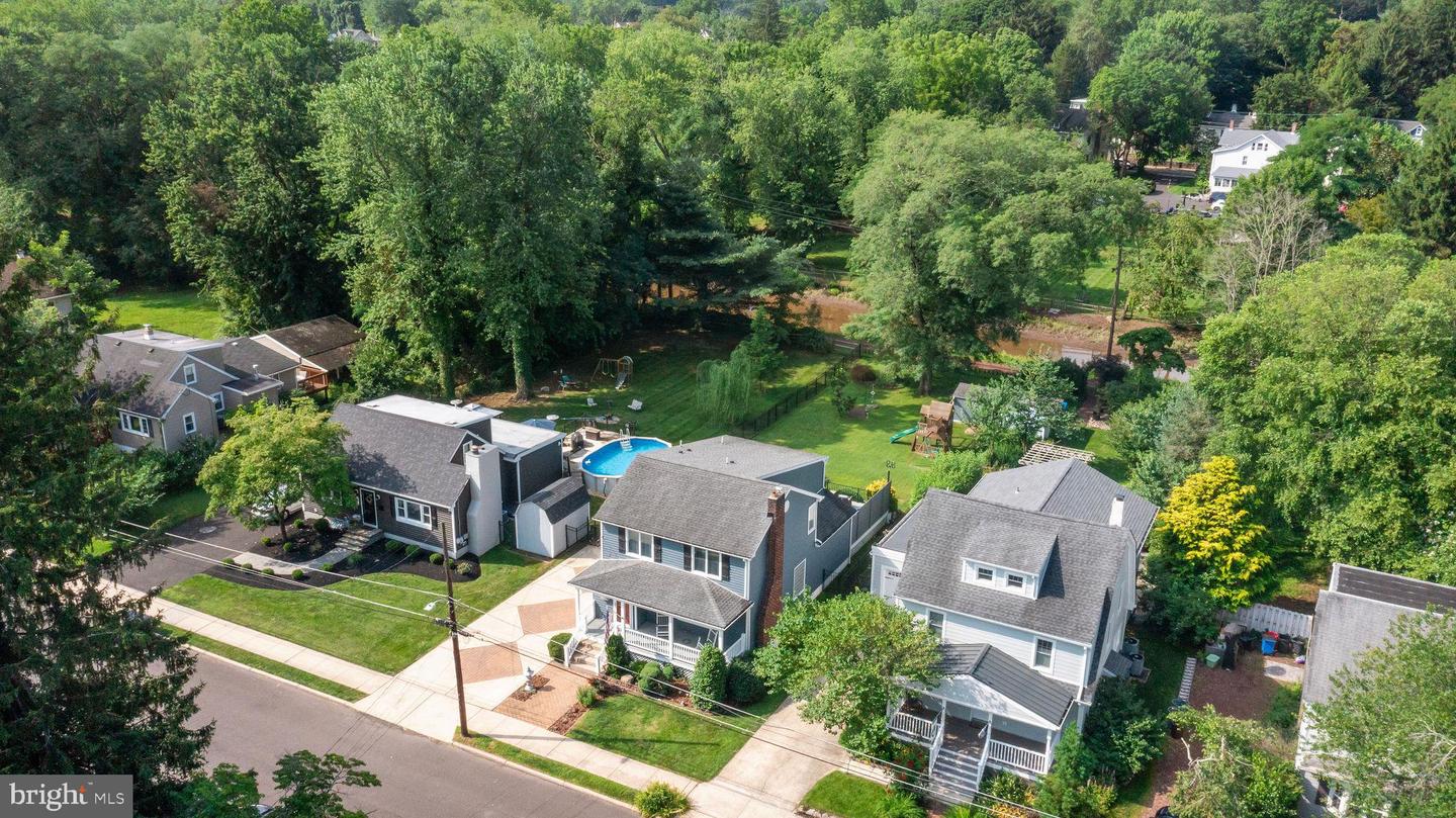 119 Pennsylvania Ave Property Photo 2