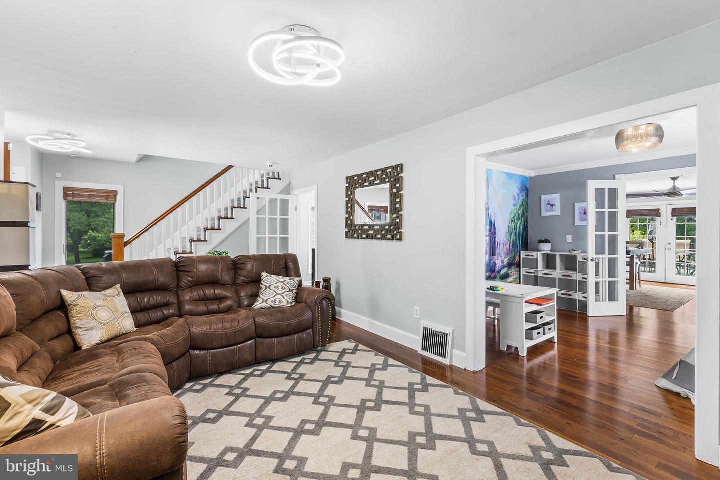 119 Pennsylvania Ave Property Photo 8