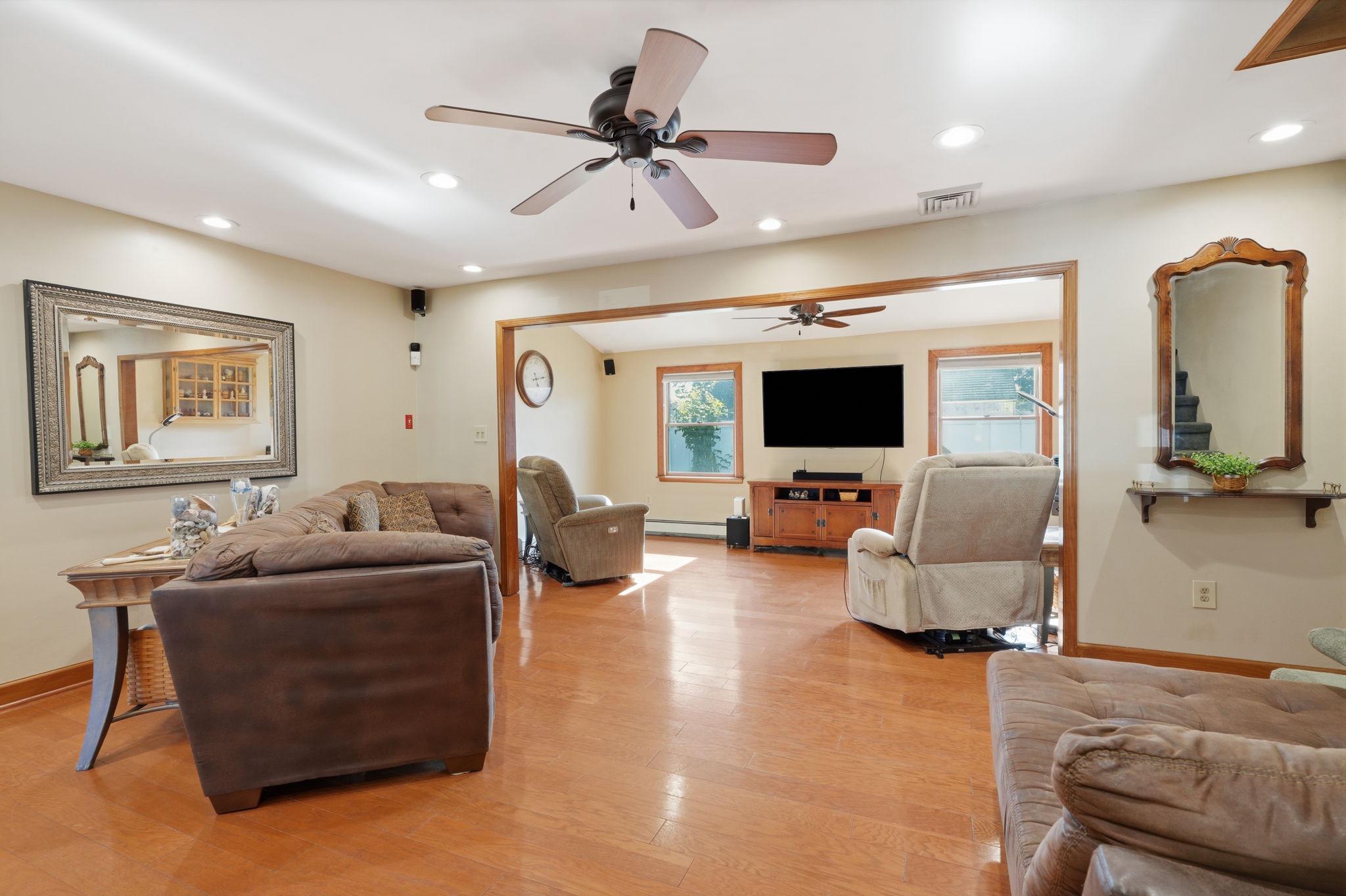 31 Narcissus Ln Property Photo 9