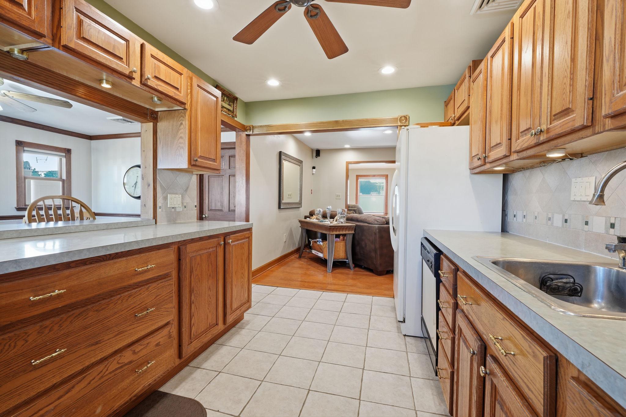31 Narcissus Ln Property Photo 16