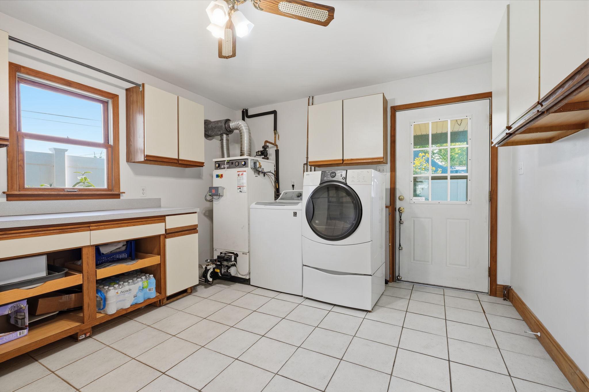 31 Narcissus Ln Property Photo 19