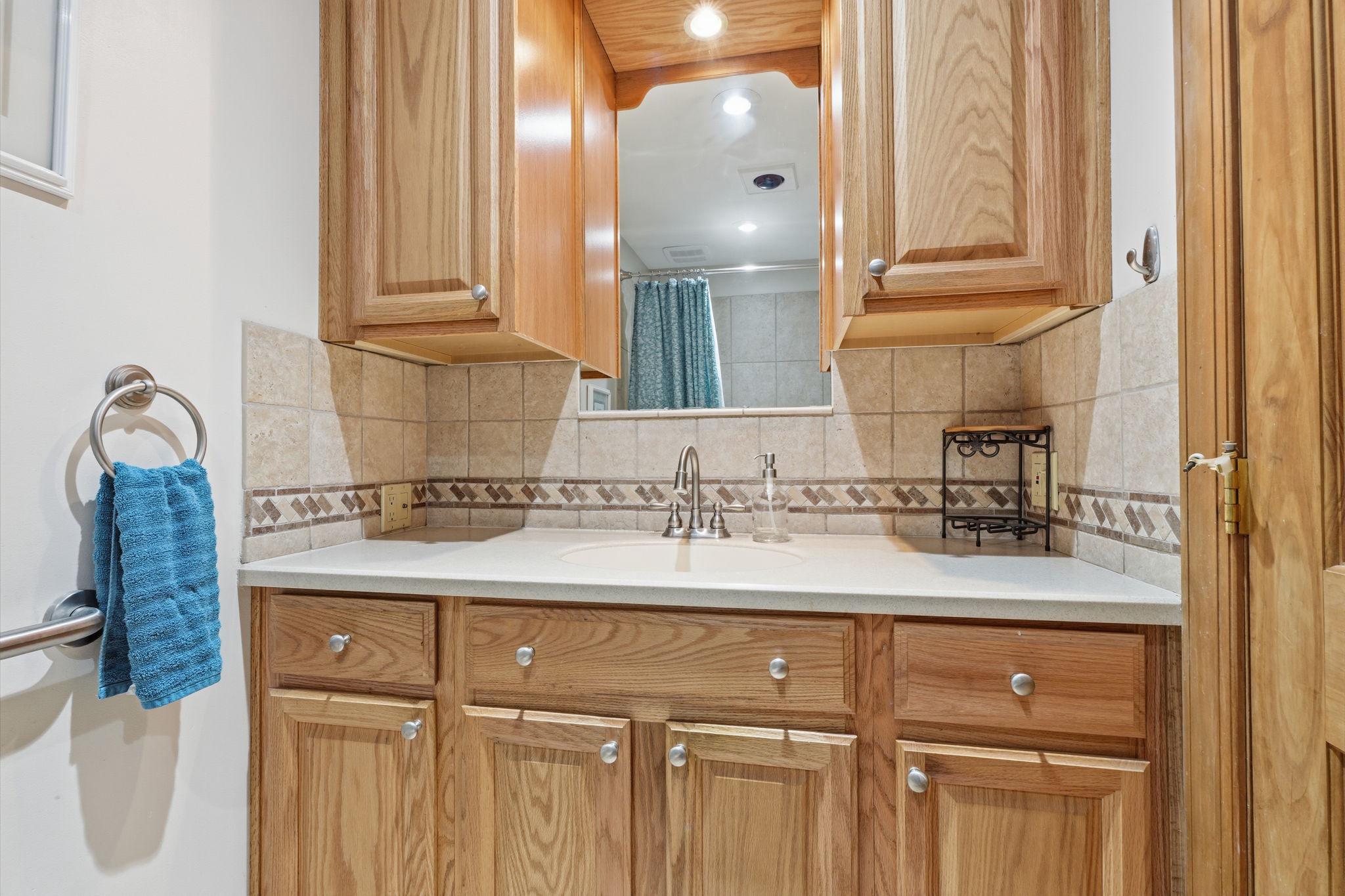 31 Narcissus Ln Property Photo 23