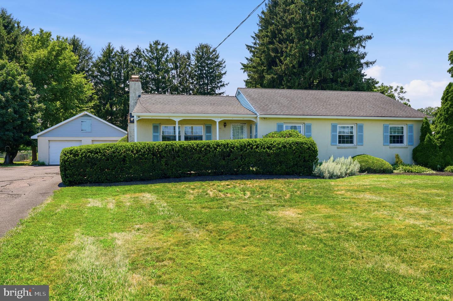 830 Almshouse Rd Property Photo 1