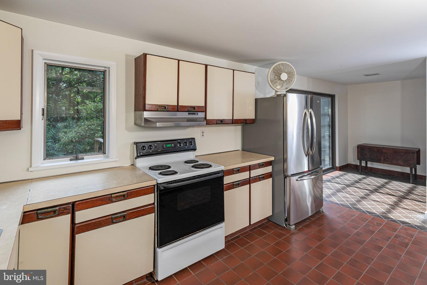 6615 Chapel Rd Property Photo 12