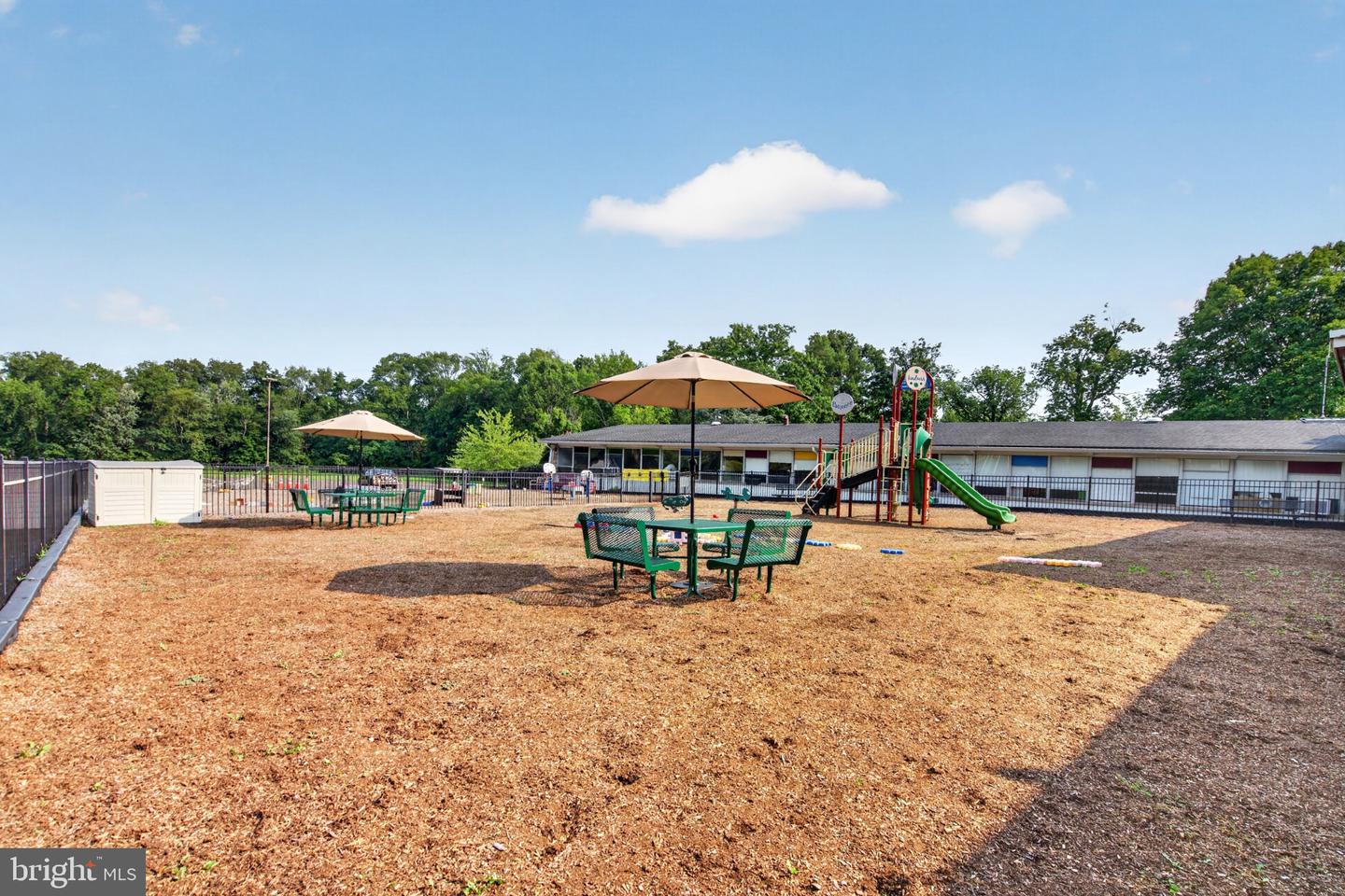 1401 Meetinghouse Rd Property Photo 30