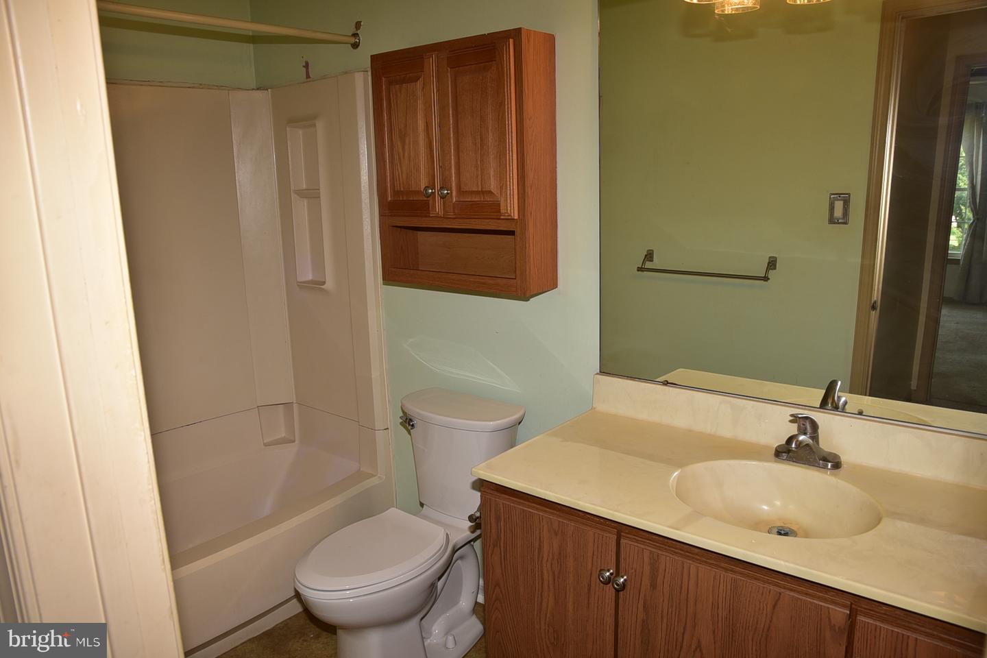 11011 Bennett Pl Property Photo 7