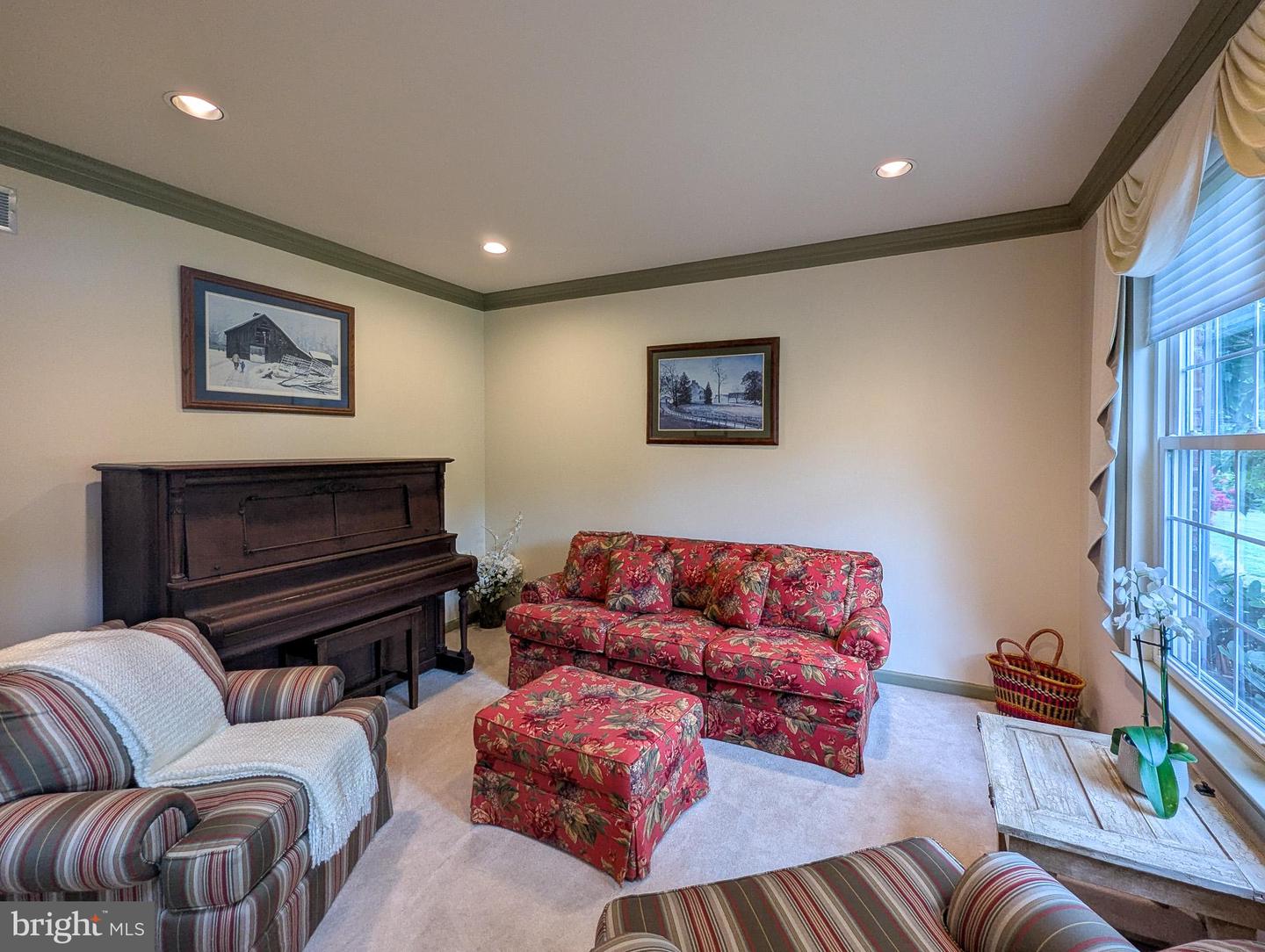 5370 Windtree Dr Property Photo 5
